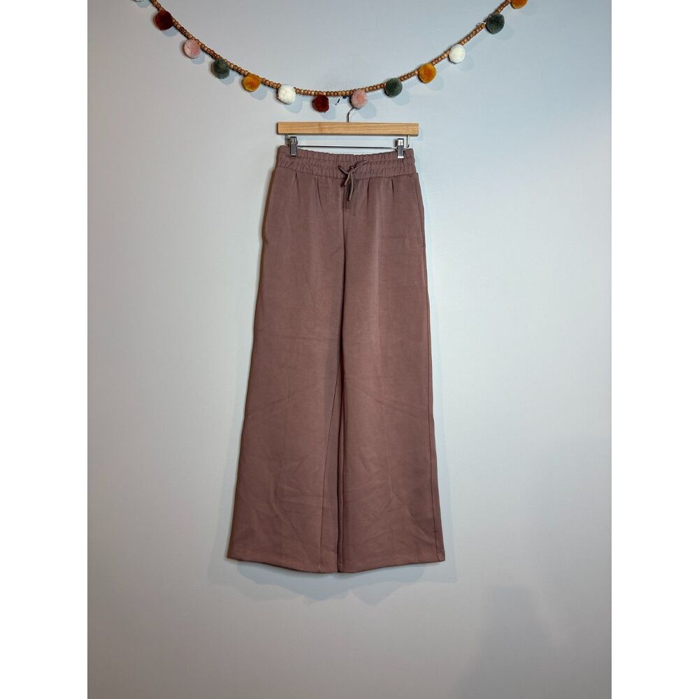 All in Motion Airy Sleek wide leg pants